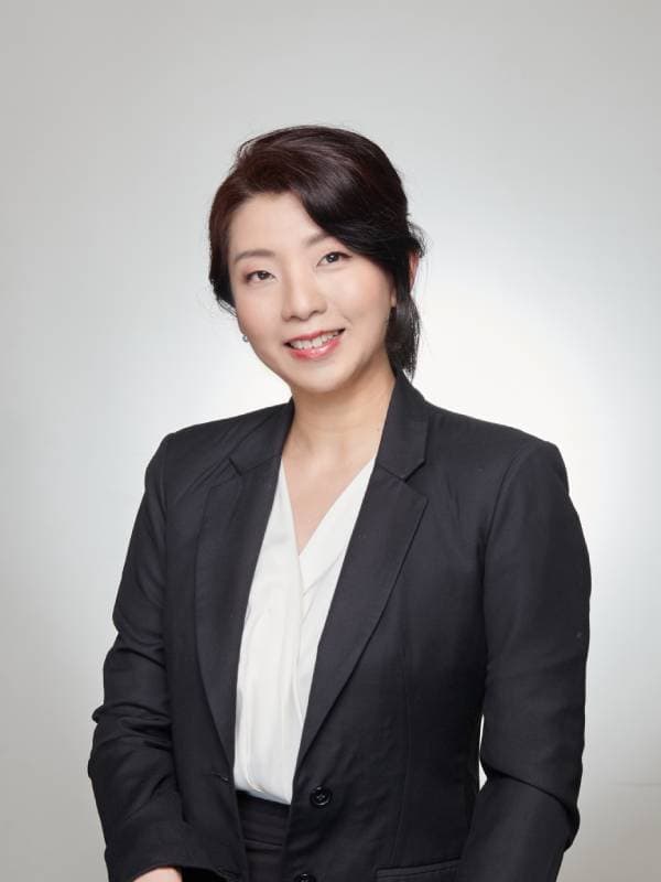 PROF JUSTINA TAN